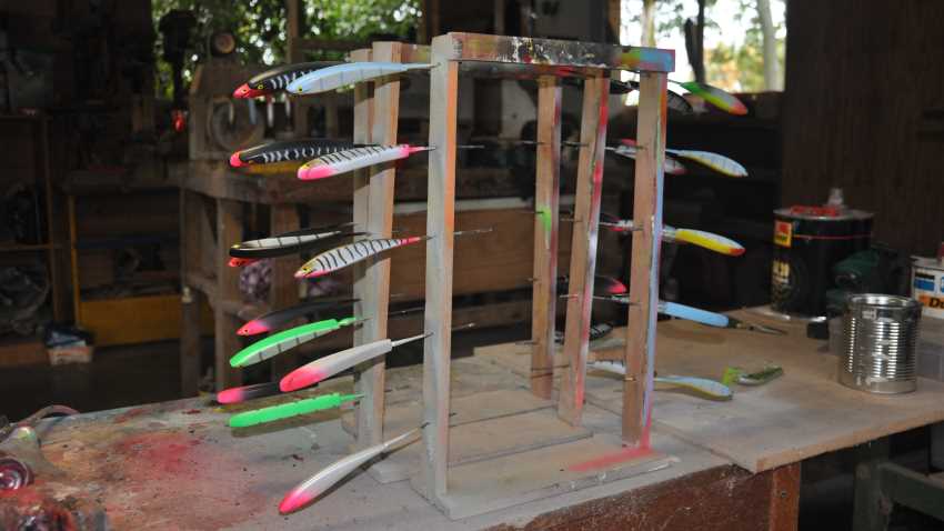  Lure Painting Stand